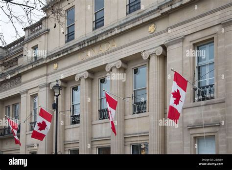 Canadian embassy london hi-res stock photography and images - Alamy