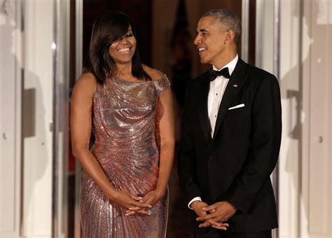 Michelle Obama's best outfits - CBS News