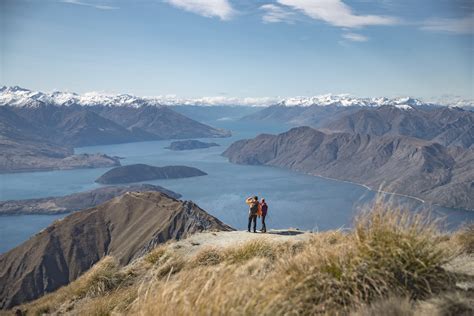 Outdoor adventures | The best hiking trails in New Zealand - Truly Pacific