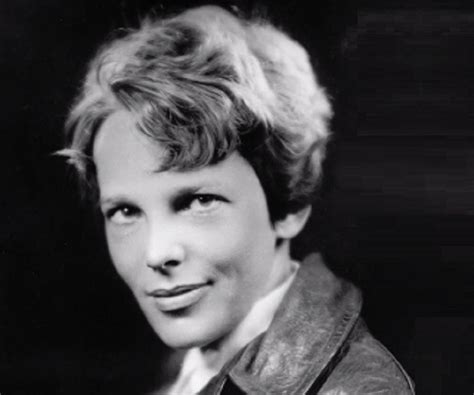 Amelia Earhart Biography - Facts, Childhood, Family Life & Achievements