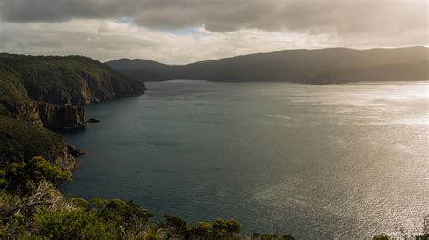 Hiking the Tasman Peninsula | The Missing Year