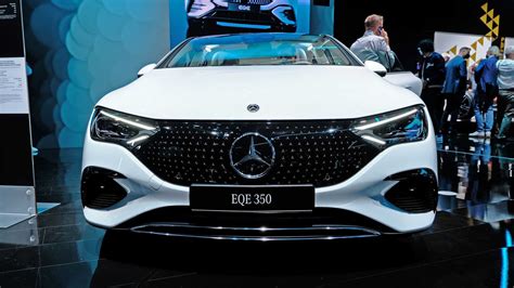 Watch Our Mercedes-Benz EQE Walkaround At IAA Mobility 2021