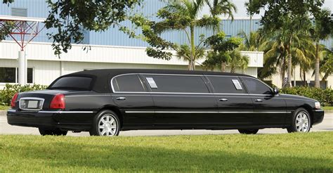 The 10 Best Stretch Limo Rentals Near Me (with Free Estimates)