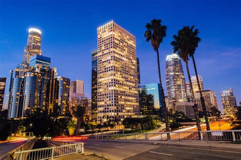 19 Fun Things to Do in Los Angeles, California at Night