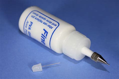 Fine Tip Glue Applicator with Pin - Only £3.75 Each | Stuff to buy, Best glue, Buy now