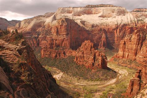 Utah National Parks: Caves, Deserts, and Mountains