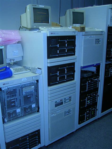 HP 3000 Minicomputer | Old computers, Computer history, Computer room