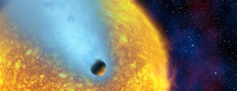 Oxygen and Carbon Found in Atmosphere of an Extrasolar Planet | HubbleSite