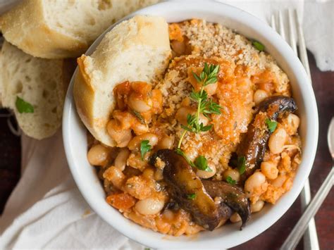 Smoky Portobello Mushroom Vegan Cassoulet - Connoisseurus Veg