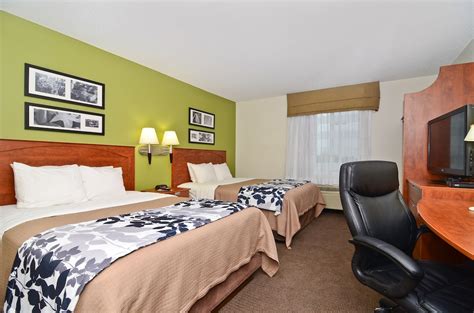 Sleep Inn & Suites Conference Center and Water Park Minot, North Dakota, US - Reservations.com