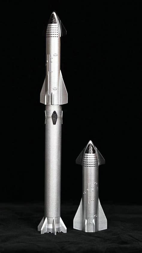 SpaceX Starship Super Heavy aluminum model - craibas.al.gov.br