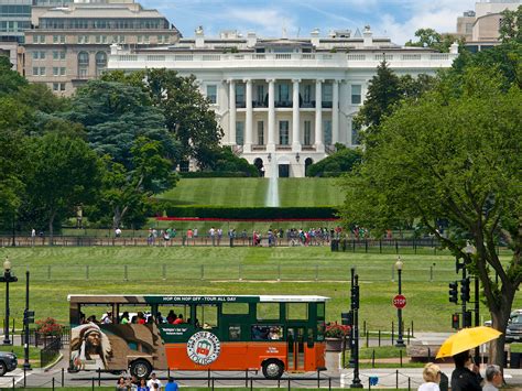 Old Town Trolley Tour of Washington DC | AttractionTickets.com