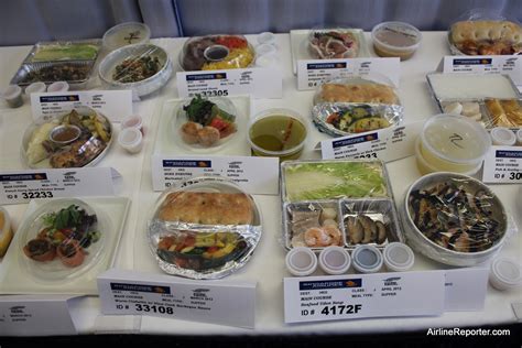 Behind the Scenes: How Singapore Airlines Prepares its Meal Service ...