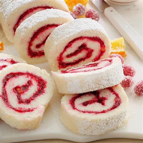 Cranberry Cake Roll Recipe: How to Make It