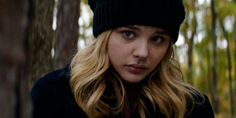 Chloë Grace Moretz is your newest YA heroine in The 5th Wave trailer