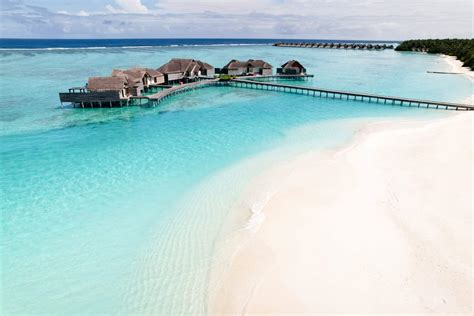 Surfing In The Maldives At Niyama Private Islands - 10 Pics To Inspire ...