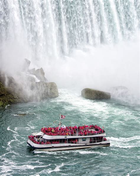 Photographs - World Trending Love Note | Niagara falls boat, Fall boating, Niagara falls