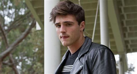 Get to Know ‘Kissing Booth’ Actor Jacob Elordi with These 10 Fun Facts ...