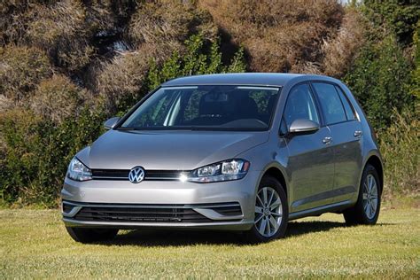 2018 Volkswagen Golf: Hatchback Fun for Everyone [Review] - The Fast Lane Car