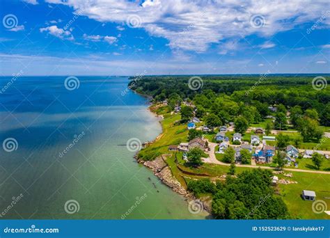 Lake Erie Coastline, Ashtabula Ohio, USA Stock Image - Image of ...