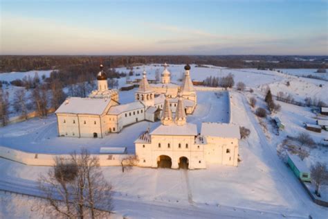 Peterhof Palace - History and Facts | History Hit