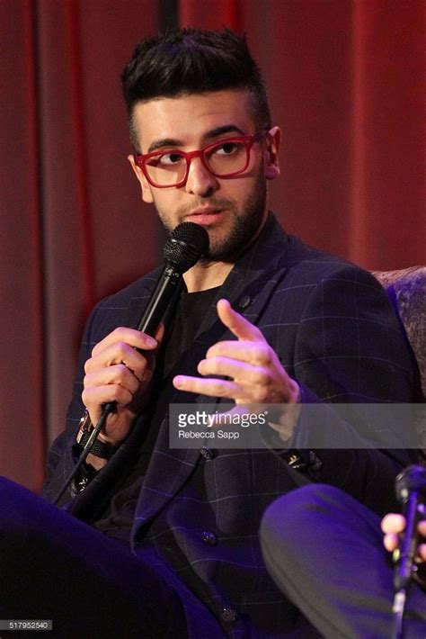 Singer Piero Barone speaks onstage at Spotlight: Il Volo at The... | Cantanti, Volo, Angeles