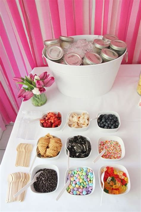 Ice cream sundae bar: Ideas, topping ideas, and recipes: Summer party.