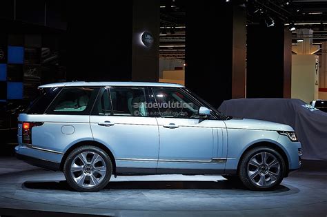 Range Rover Hybrid Long Wheelbase Revealed in China - autoevolution