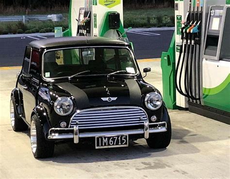 Like the stripe and the width Mini Clubman, Mini Countryman, Mini ...