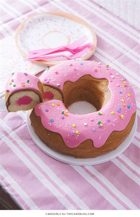 Giant Donut Cake | The Cake Blog