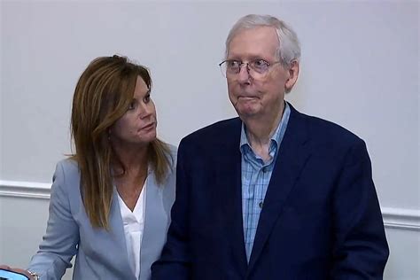 Mitch McConnell May Be Experiencing Small Seizures, Doctors Suggest ...