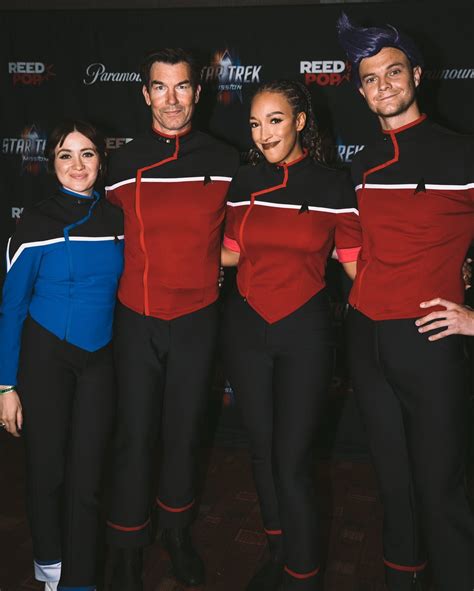 The cast of Star Trek: Lower Decks takes the main stage…in uniform 🖖 ...