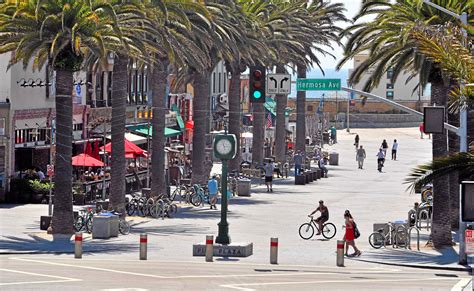 Pier Plaza, Hermosa Beach | Hermosa beach pier, Hermosa beach, Wonderful places