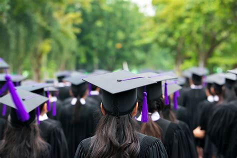 A Prayer for College Graduates | Busted Halo