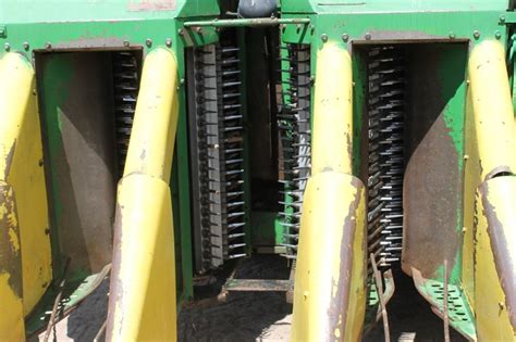 Cotton Picker, John Deere model 9940 4 row, D.O.M 1982, PIN N09940X001970, Auction (0004-5012349 ...