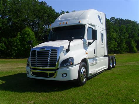 2016 Freightliner Cascadia