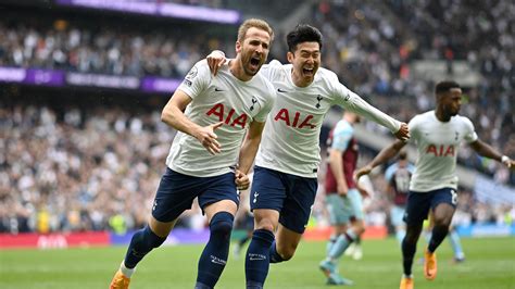 Tottenham 1-0 Burnley: Harry Kane penalty edges Spurs closer to ...