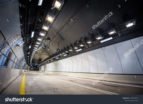 6,280 Construction tunnel highway Images, Stock Photos & Vectors ...