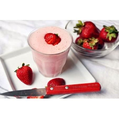 Freeze dried strawberry powder. natural ingredient