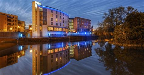 Absolute Hotel Limerick, Limerick City, Ireland - www.trivago.in