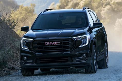 2022 GMC Terrain Loses These Four Paint Colors