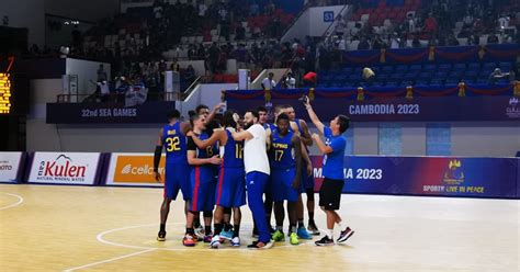 2023 SEA Games men's basketball: Philippines finals bound after 84-76 ...