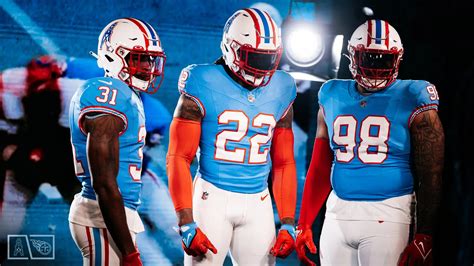 Titans unveil new throwback 'Oilers' uniforms