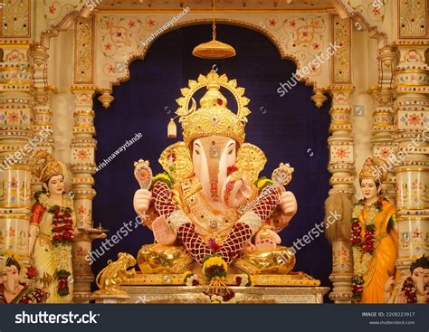 Shrimanta Dagdusheth Halwai Ganpati Pune 2022 Stock Photo 2208223917 | Shutterstock