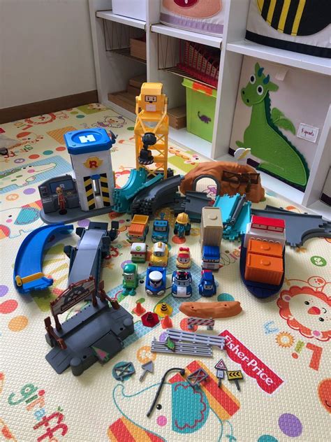 Robocar Poli playset, Toys & Games, Others on Carousell