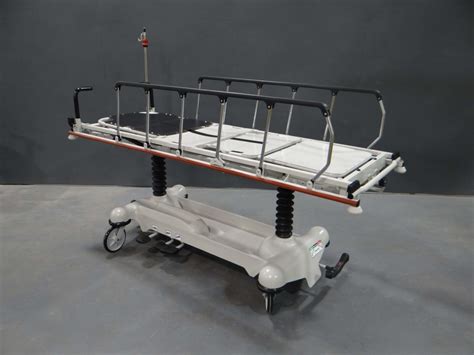 Stryker 1009 Advantage Stretcher | Emergency Care Stretchers