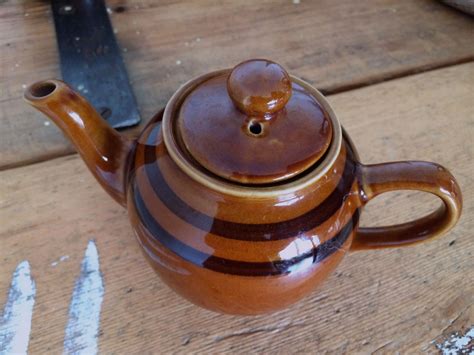 Brown Betty 1 cup teapot from fantastic finds | Tea pots, Vintage country, Tea