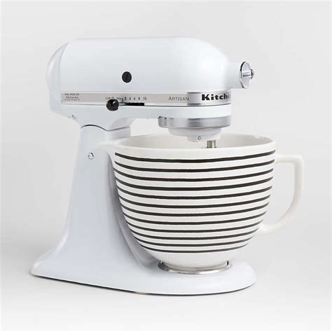 KitchenAid Artisan Series Matte White 5-Quart Tilt-Head Stand Mixer ...