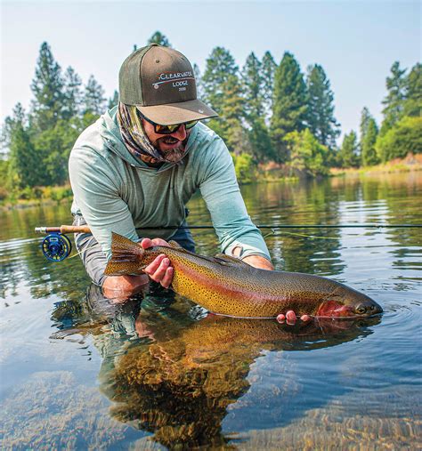 California's Fall River - Fly Fisherman