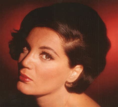 Classify Italian-American singer Connie Francis